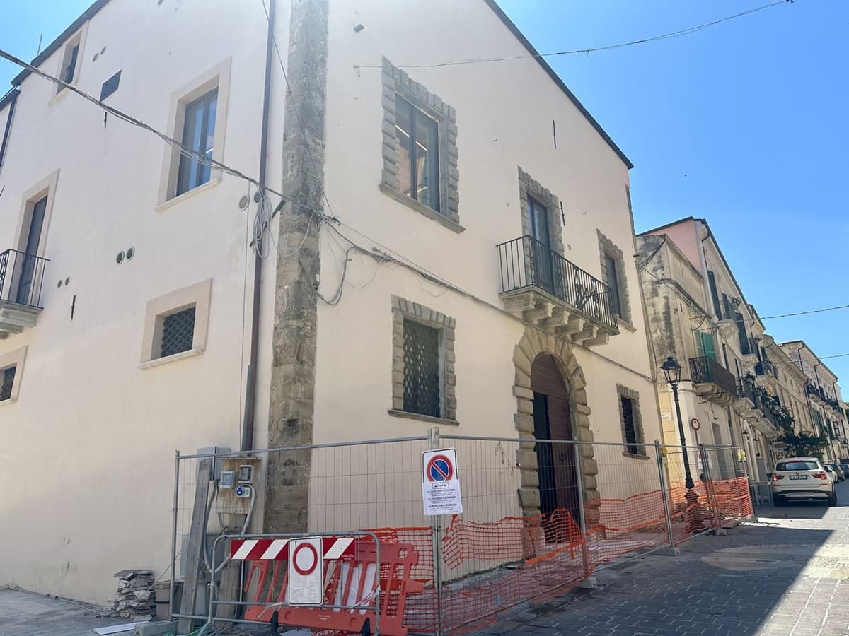 Ortona, Palazzo Corvo diventa sede del Polo Promozione Vini d’Abruzzo