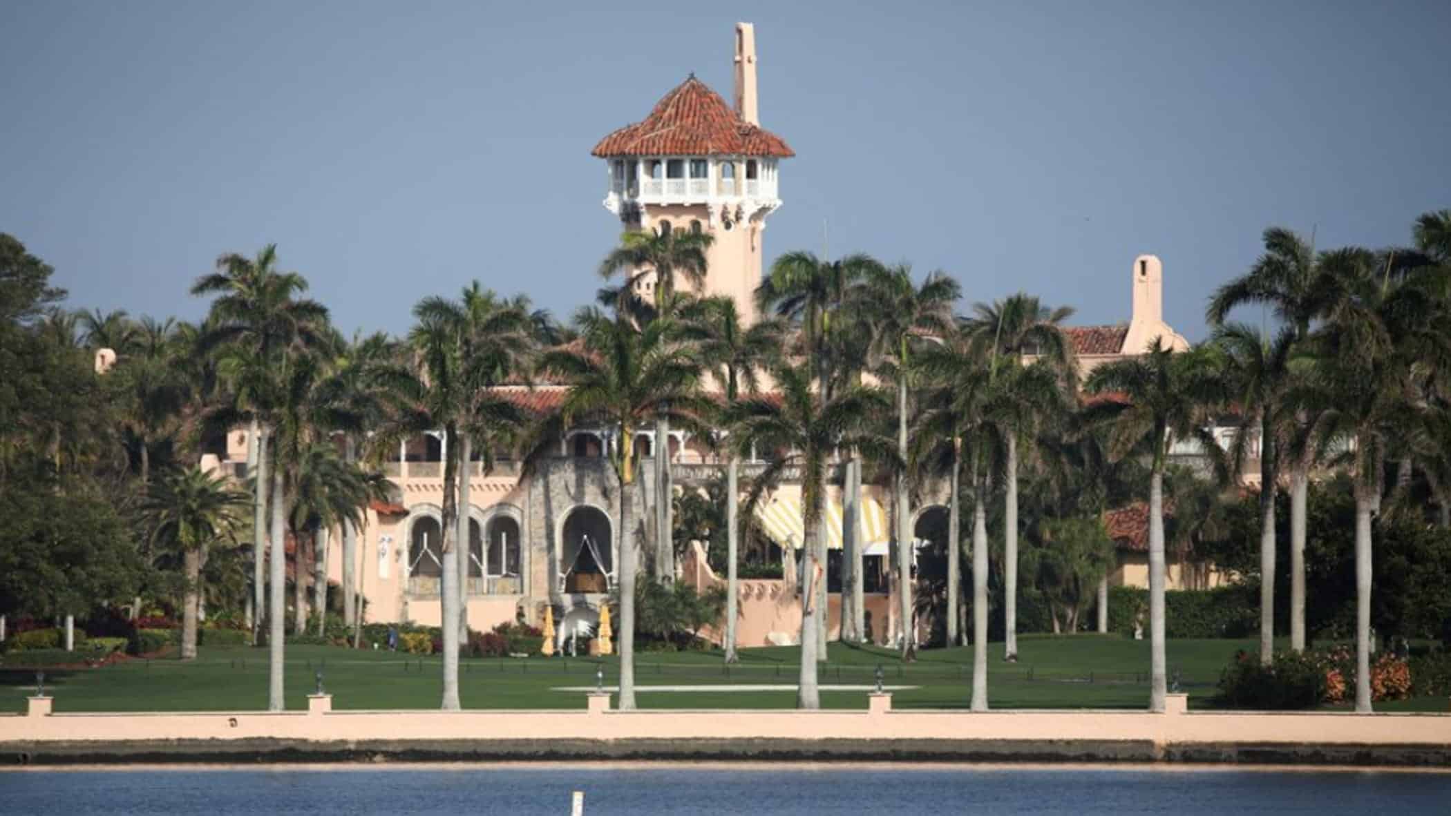 Chi era il 20enne ucciso a Mar-a-Lago: emergono nuovi dettagli sull’intrusione, indaga l’Fbi