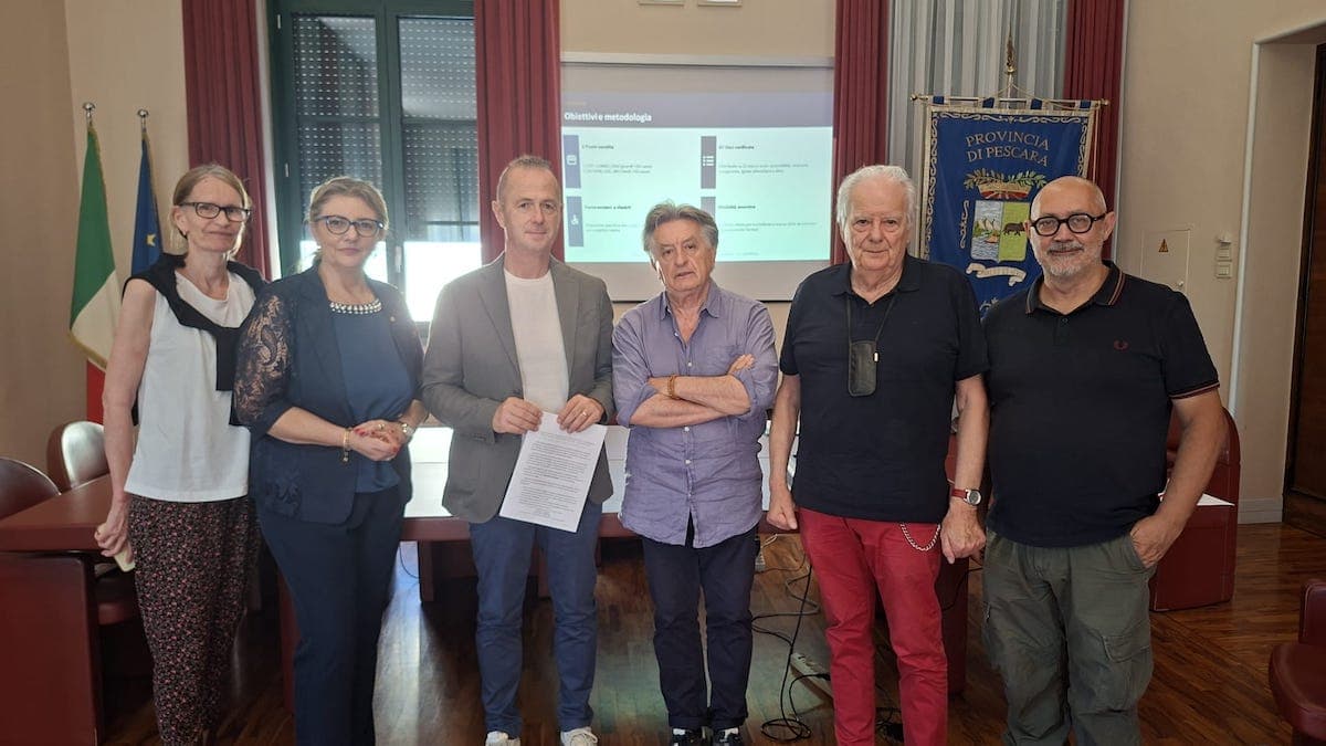 ARCO Consumatori promuove i servizi essenziali ma chiede più attenzione per anziani e disabili