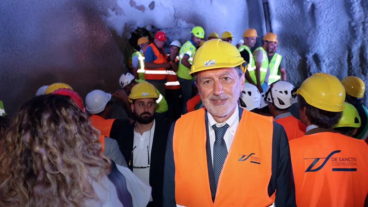 Gamberale, abbattuto l’ultimo diaframma della galleria San Sebastiano