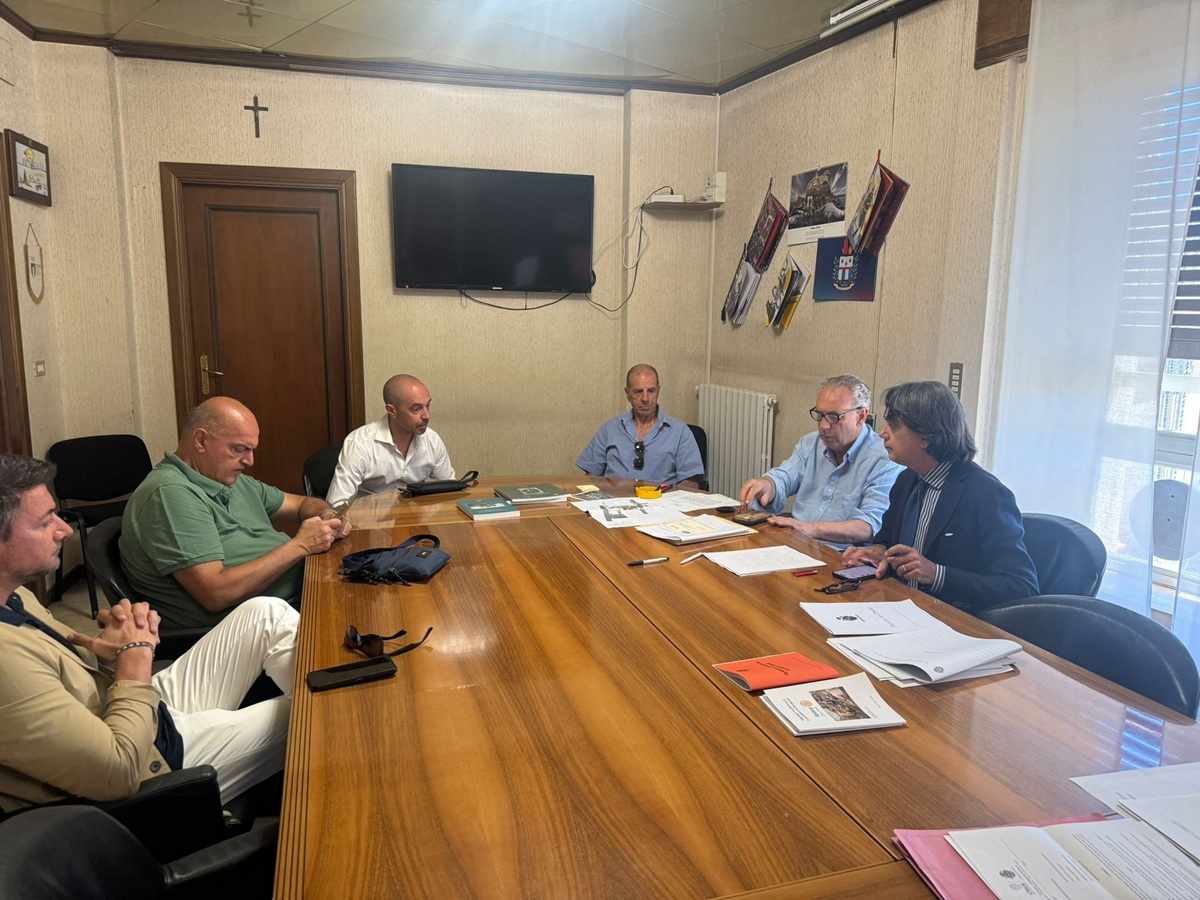Chieti, Legnini incontra i candidati sindaco: “Dialogo per la città”