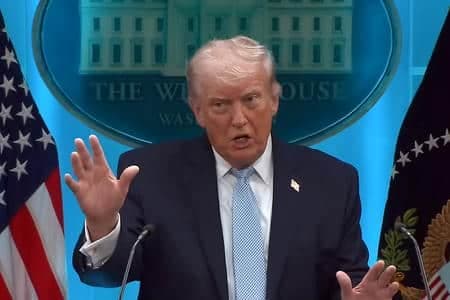 Guerra Iran-USA: petrolio in rialzo, benzina ai massimi e tensioni sullo Stretto di Hormuz