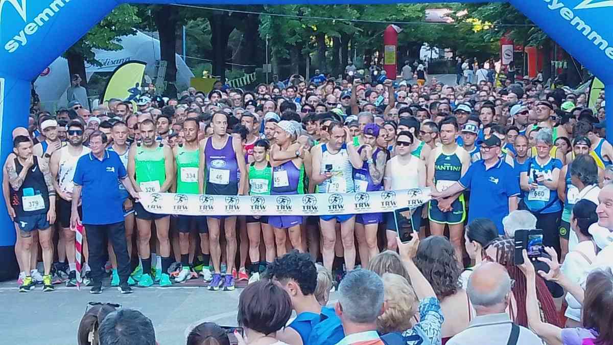 Pescara Nuoto e Pallanuoto campione d’Italia: dopo 42 anni torna lo Scudetto Juniores B