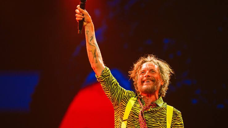 Jovanotti festeggia 60 anni e guarda al futuro: «La lezione più grande? L'amore»