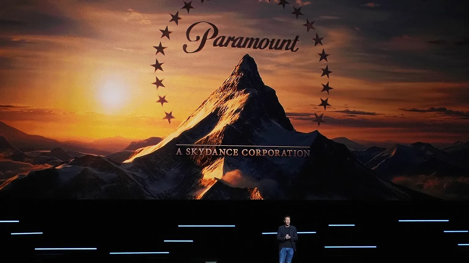 Nasce un gigante dei media con Paramount e Warner Bros: Cardinale in primo piano e lo sport al centro